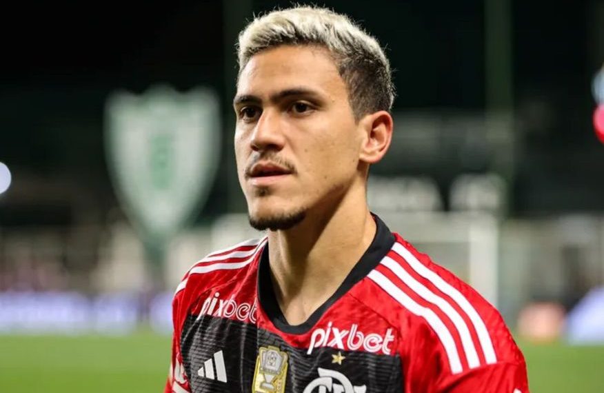 Pedro vai à delegacia e registra agressão de preparador do Flamengo