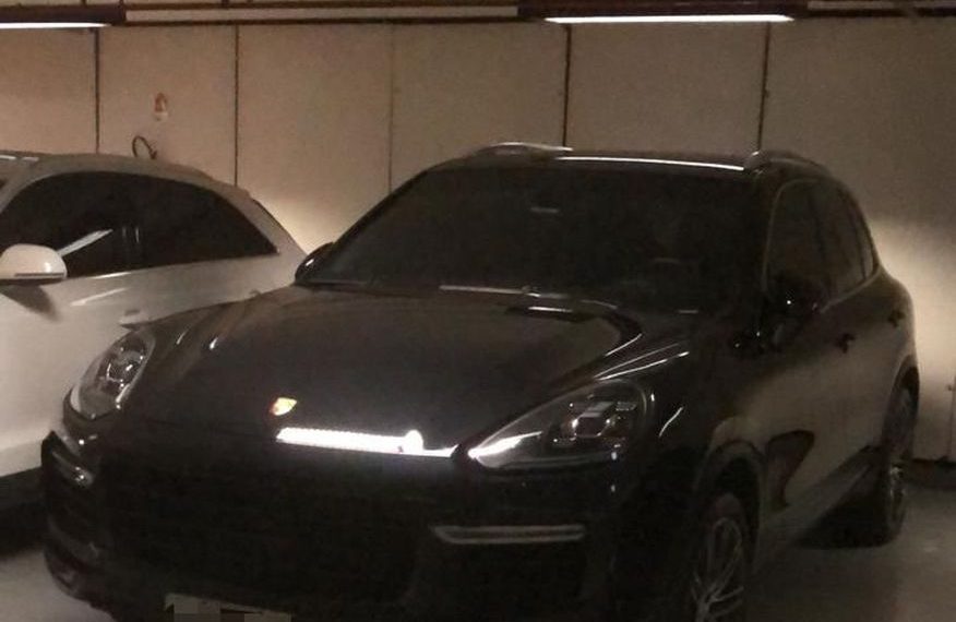 Polícia encerra festa ‘regada’ a cocaína e maconha e prende duas pessoas em balneário em Patos