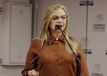 Assembleia Legislativa aprova título de cidadania paraibana à deputada Silvia Benjamin