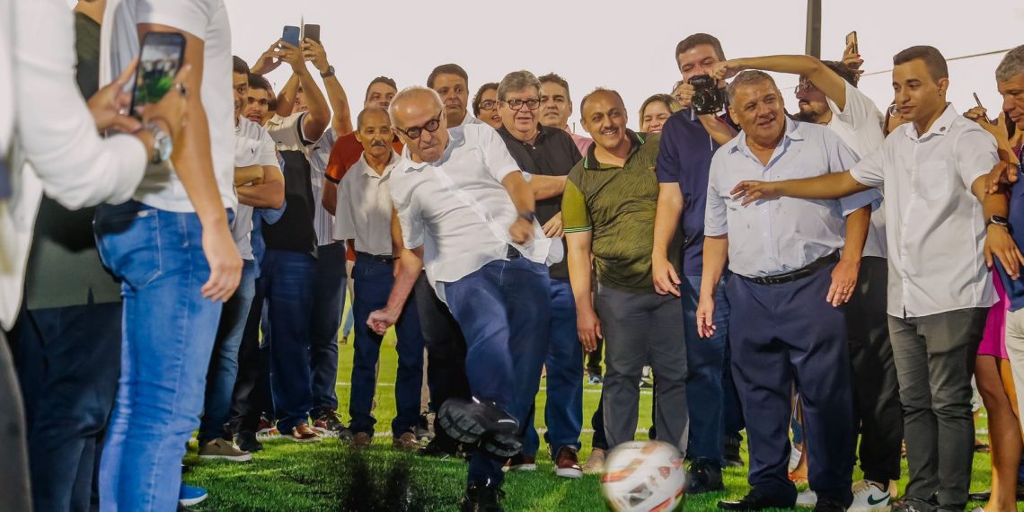 Prefeito Cícero Lucena inaugura nova Arena Valentina e projeta novas obras no bairro ao lado do governador João Azevêdo