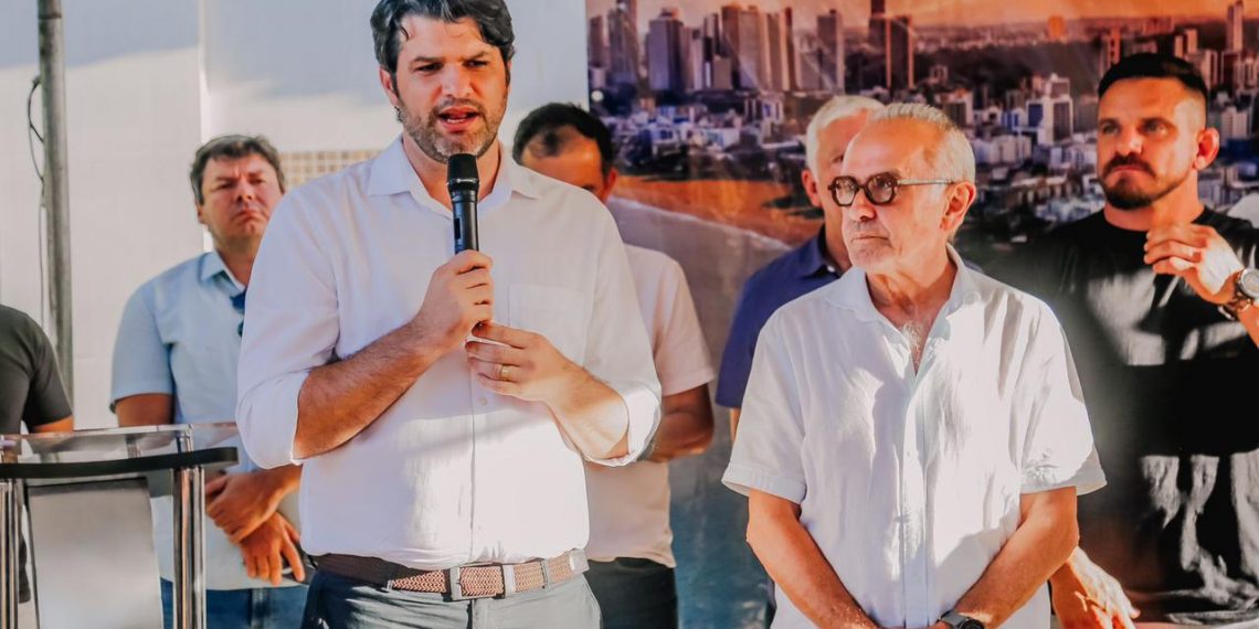 Cícero Lucena autoriza obras de pavimentação em 36 ruas do Geisel e anuncia projeto de paisagismo