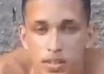 Jovem decretado é obrigado a gravar vídeo antes de ser morto com tiros na cabeça