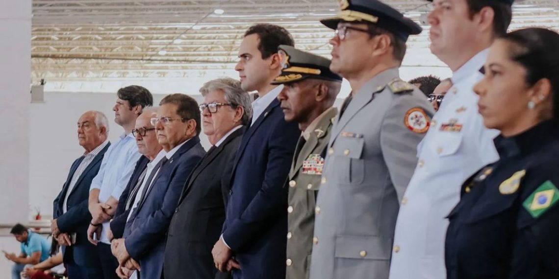 Adriano apresenta voto de aplausos ao governador João Azevêdo e auxiliares pela redução da violência na Paraíba