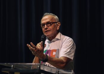 Piso da Enfermagem: “o valor que veio mal dá para pagar aos servidores da Prefeitura”, diz Cícero