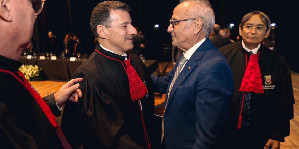 Cícero Lucena destaca função conciliadora do MP, durante posse de Antônio Hortêncio Neto na Procuradoria Geral de Justiça