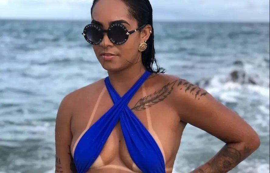 Influenciadora é executada a tiros após ter casa invadida; vítima fez publicações enigmáticas antes da ser morta