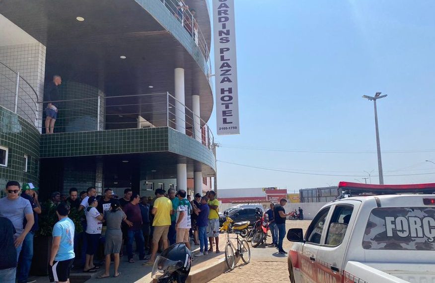 Justiça decreta prisão domiciliar contra delegado preso em operação por se apropriar de fianças no Sertão da Paraíba