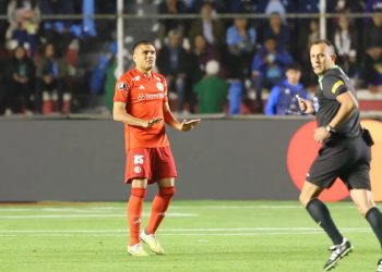 Inter sufoca a altitude, evidencia “casca” de Copa e volta ao Brasil com fôlego rumo às semis