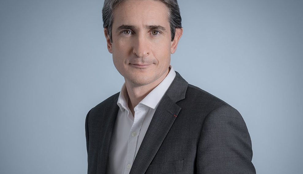 Polícia do DF cumpre mandado de busca e apreensão contra Jair Renan Bolsonaro