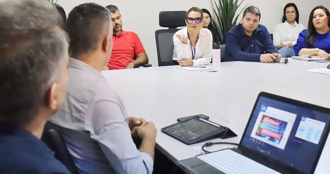 Conde reforça parceria estratégica com o Sebrae para apoiar empreendedores e capacitar a população