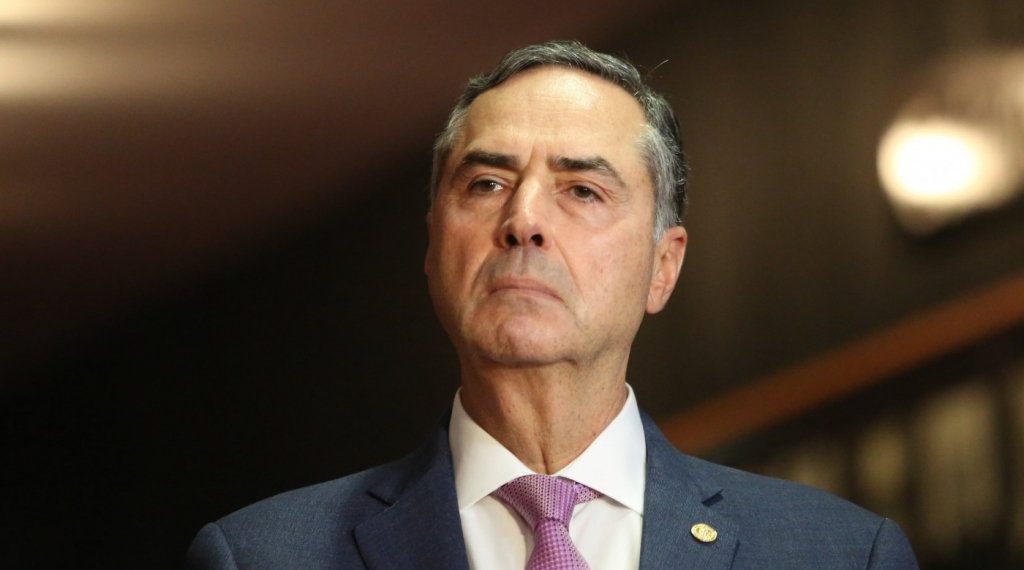 Luís Roberto Barroso nega crise institucional entre Supremo e Congresso