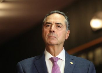 Luís Roberto Barroso nega crise institucional entre Supremo e Congresso