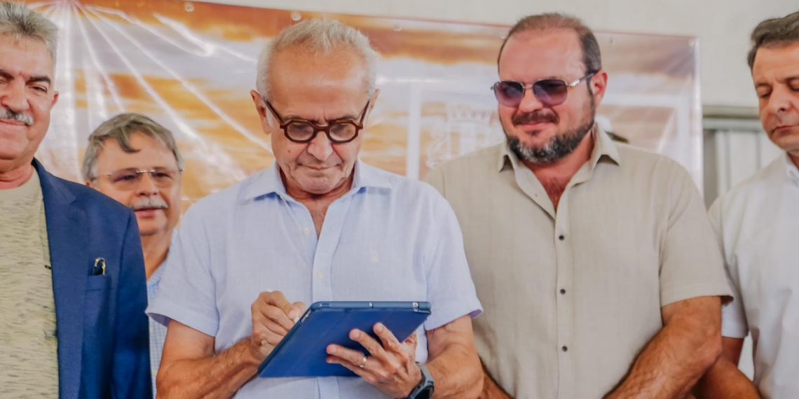 Prefeito autoriza obras de reforma, ampliação e modernização da Escola Celso Furtado, que vai abrir 320 novas vagas