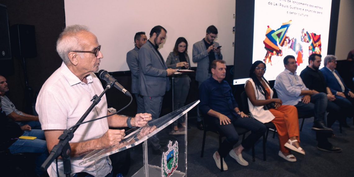 Durante cerimônia de lançamento da Lei Paulo Gustavo, Cícero Lucena diz que João Pessoa poderá ganhar novos talentos 