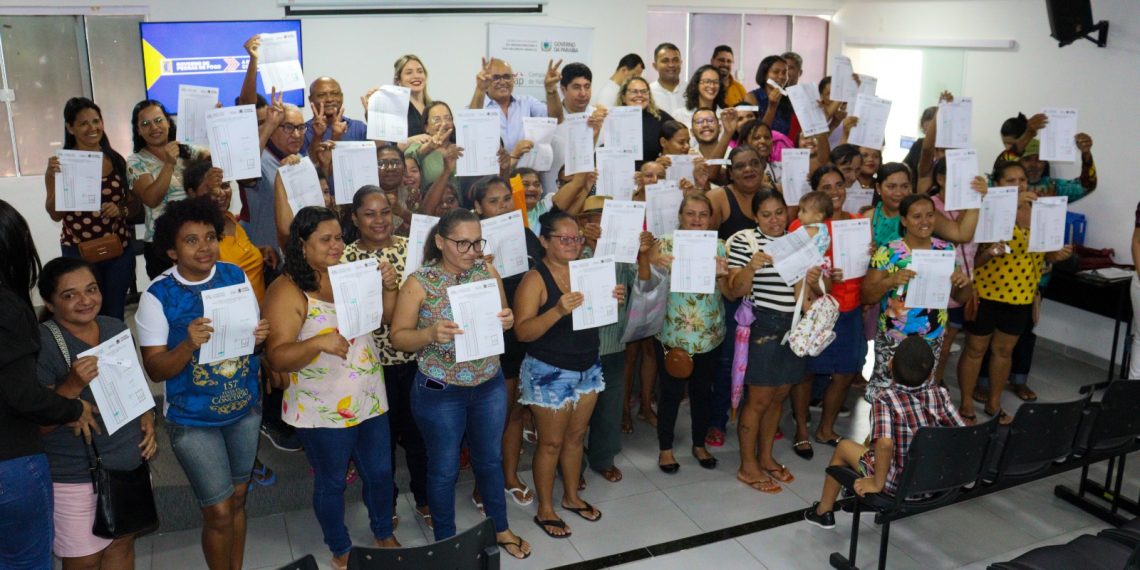 Prefeitura de Pedras de Fogo sorteia casas do Conjunto Manoel Alves