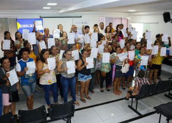 Prefeitura de Pedras de Fogo sorteia casas do Conjunto Manoel Alves