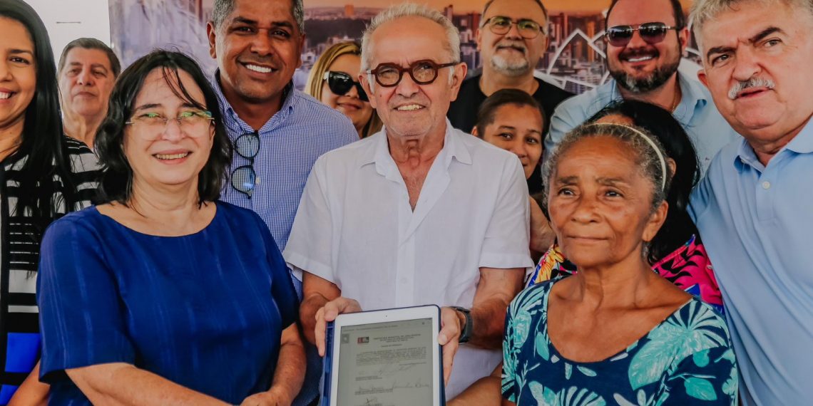 Prefeito autoriza obras de reconstrução da Lavanderia Comunitária de Mandacaru, com ampliação para oferecer capacitação e geração de renda