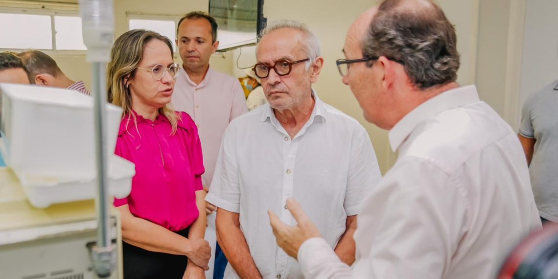 Cícero Lucena destaca medidas que fizeram a Prefeitura zerar a fila de hemodiálise na Capital