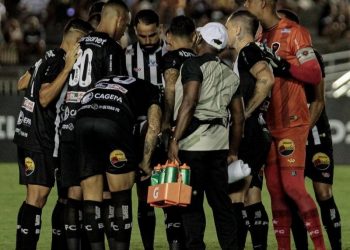 Botafogo-PB perde 4ª partida seguida e dá adeus à chance de subir para a Série B