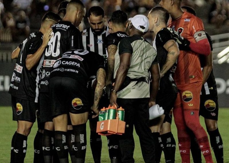 Botafogo-PB perde 4ª partida seguida e dá adeus à chance de subir para a Série B