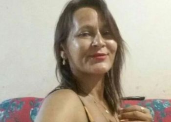 Mulher é morta com facadas no pescoço, na Paraíba