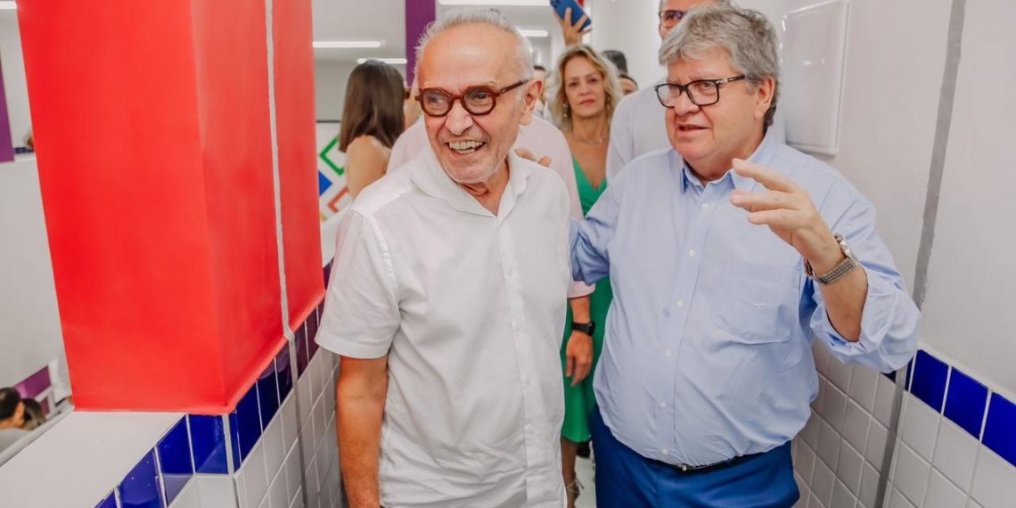 João descarta candidatura do PSB em João Pessoa e ratifica apoio à reeleição de Cícero