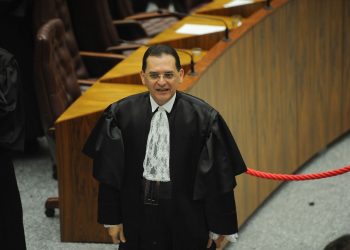 Cícero Lucena entrega Residência Terapêutica do Rangel, que foi restruturada para oferecer um atendimento mais humanizado