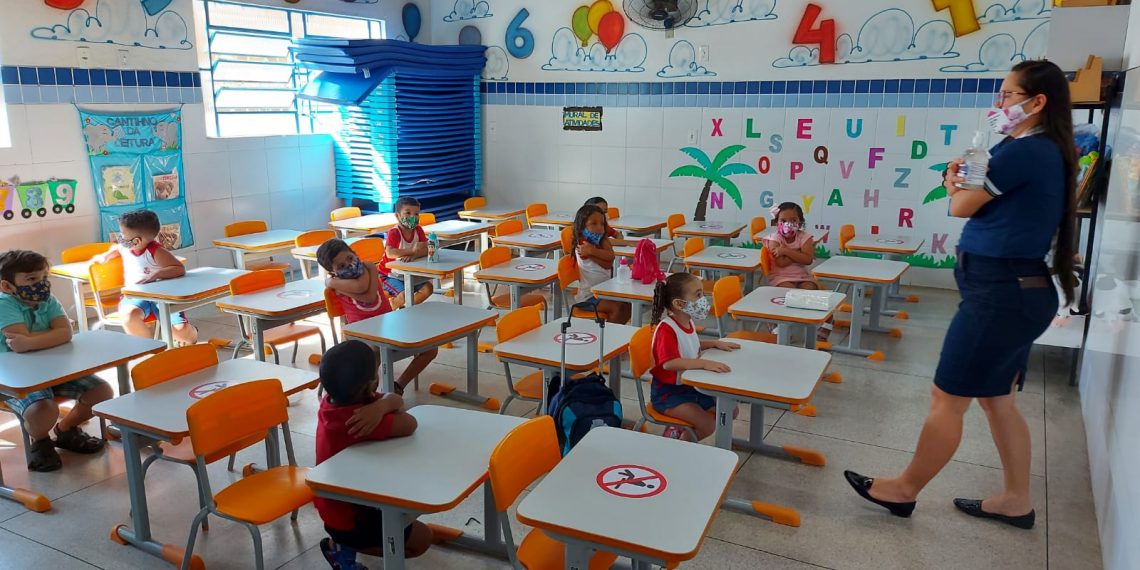 Adolescente de 17 anos é morta em emboscada a caminho de ‘banho de piscina’