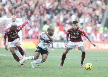 São Paulo sai em vantagem no primeiro jogo da final da Copa Betano do Brasil