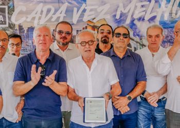 Cícero autoriza pavimentação de ruas e Cruz das Armas será o 17° bairro 100% calçado pela atual gestão