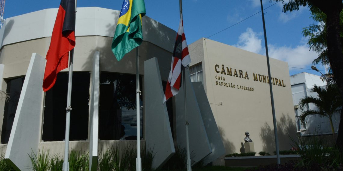 Acusada de matar companheira com quase 100 facadas em João Pessoa vai à júri popular em novembro