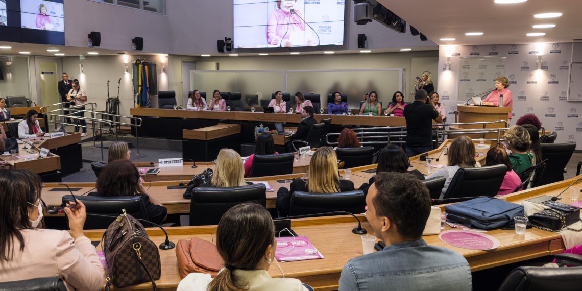 ALPB lança campanha Outubro Rosa 2023 em sessão especial