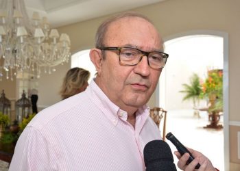 Justiça determina retorno de Buega Gadelha à presidência da FIEP