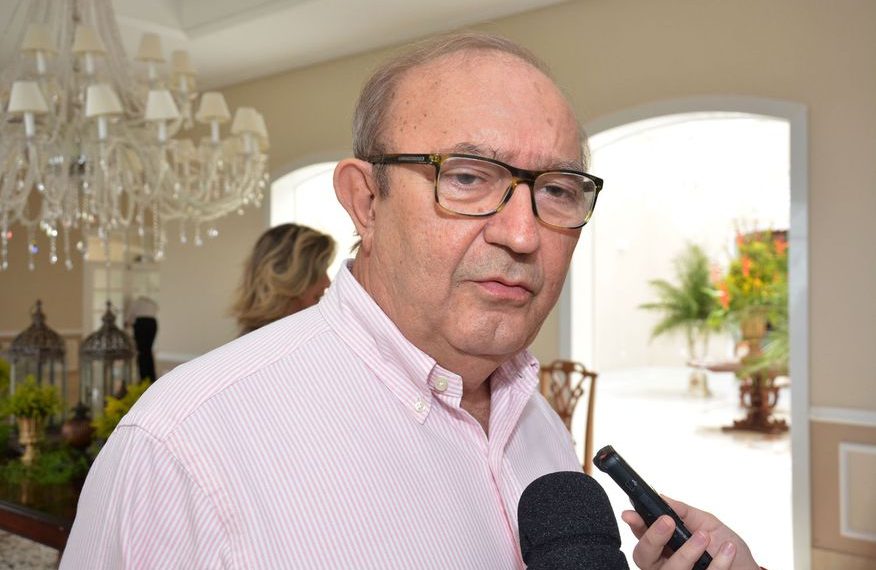 Justiça determina retorno de Buega Gadelha à presidência da FIEP