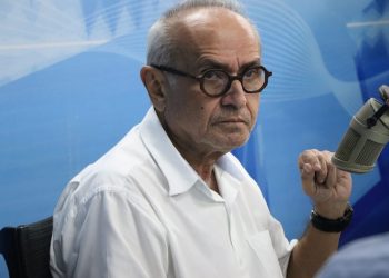 Cícero sanciona com vetos Lei que cria regras para blocos na Via Folia em João Pessoa