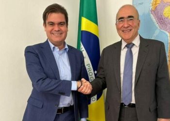 Na China, Mersinho se reúne com embaixador do Brasil para debater a exportação de camarão