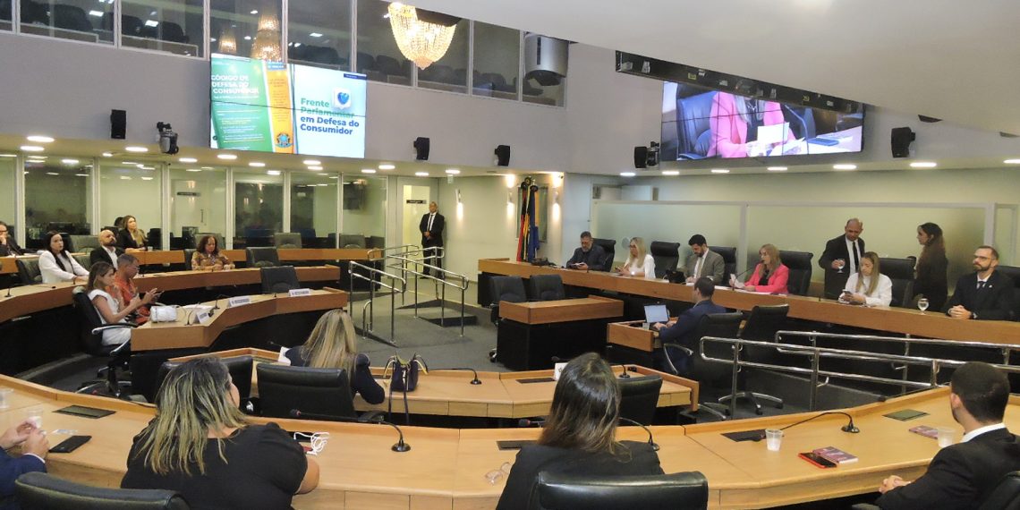 ALPB lança Frente Parlamentar em Defesa do Consumidor