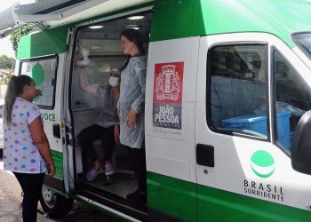 Prefeitura leva serviços de saúde e cidadania ao Rangel e Cicero Lucena destaca descentralização de atividades