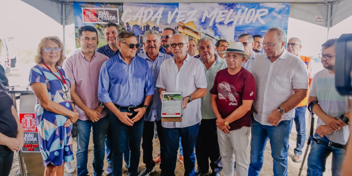 Cícero Lucena autoriza início das obras do Parque Linear do Roger, que terá área de lazer e plano de desenvolvimento social