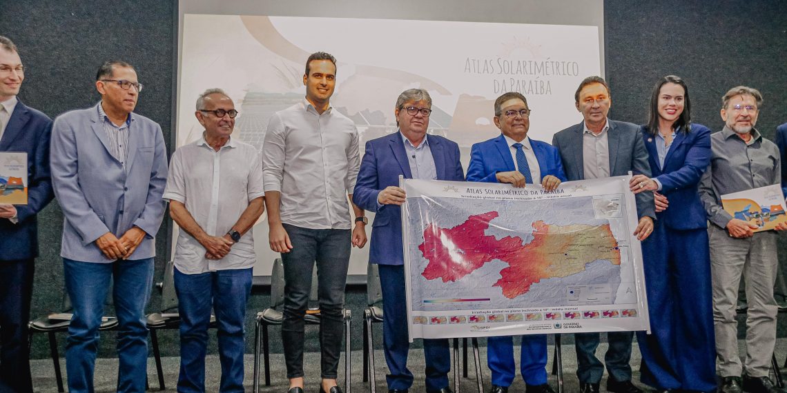 Cícero Lucena autoriza início das obras do Parque Linear do Roger, que terá área de lazer e plano de desenvolvimento social