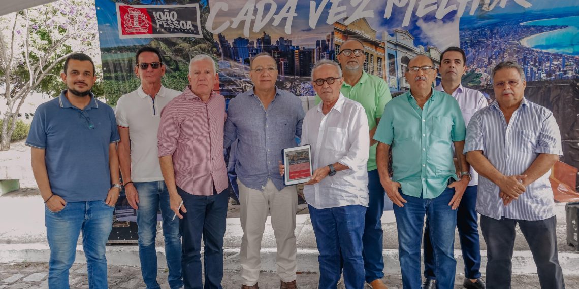 Cícero Lucena autoriza obras de asfaltamento em mais 11 vias de João Pessoa