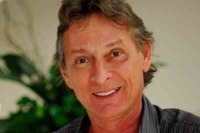 Empresário Roberto Santiago custeia folha de pagamento dos médicos do Padre Zé e forma grupo para bancar próximos meses