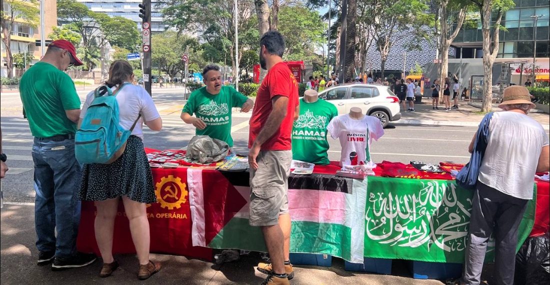 PCO vende camisas do grupo terrorista Hamas à luz do dia no centro de SP