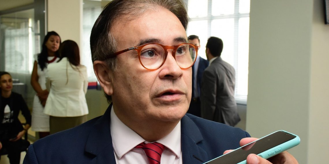 Presidente da OAB-PB critica Moraes por ironizar advogados no STF: “se acha soberano a Lei”