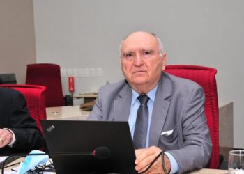 Presidente do TCE diz que não há redução de FPM e revela que prefeituras gastaram acima do permitido: “aumentaram as despesas”
