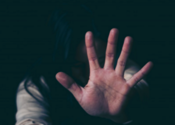 Lei obriga escolas paraibanas a disponibilizarem formulário para denúncia de violência doméstica durante matrícula