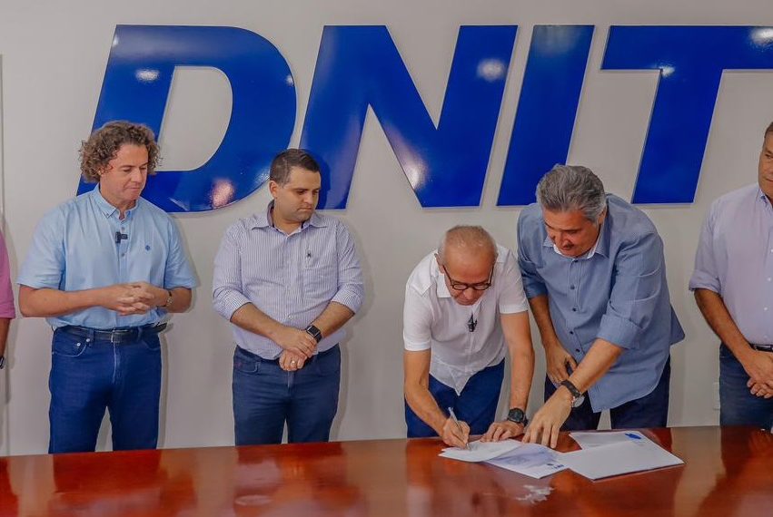 Prefeito firma parceria com o Dnit para início das obras na Barreira do Castelo Branco e assistência das famílias