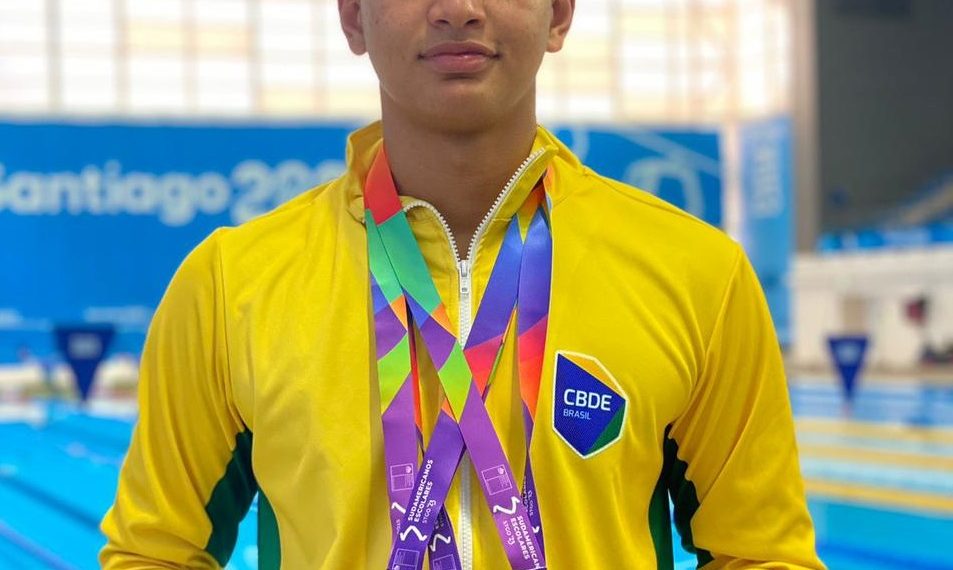 Paraibano é destaque no Sul-Americano escolar de natação