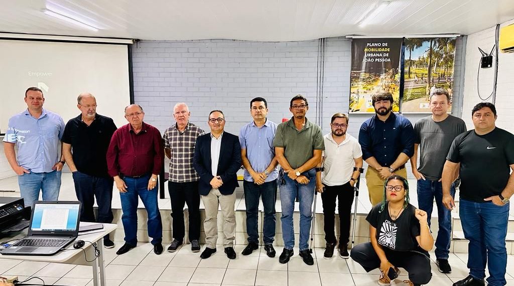 Conselho de Mobilidade aprova ‘Geladinho’ e ônibus com wifi e ar-condicionado começam a circular sexta-feira