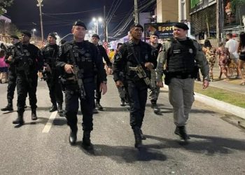 PM prende 236 suspeitos de crimes e apreende 19 armas no feriadão de Réveillon na PB
